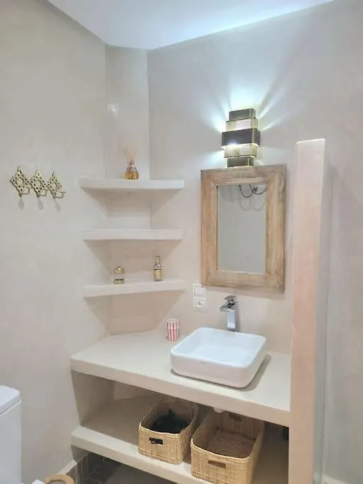 Riad Isahiac Avec Piscine En Exclusivite Marrakesh 0*,