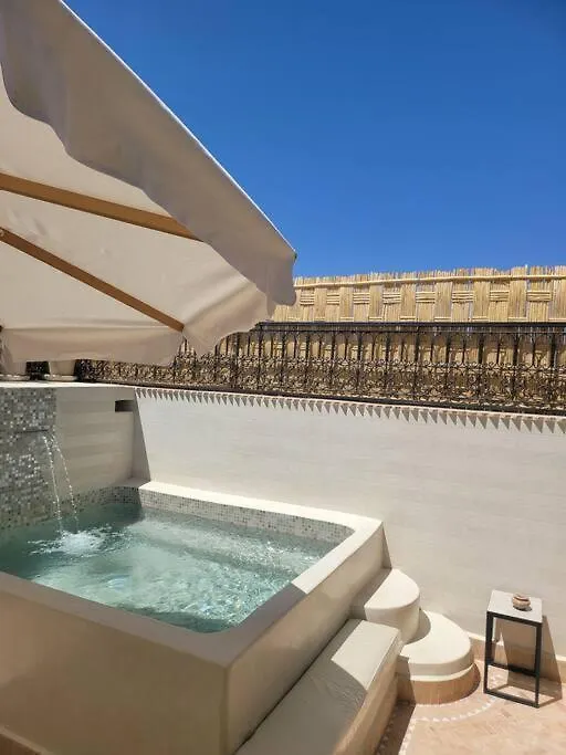Riad Isahiac Avec Piscine En Exclusivite Marakéš 0*,  Maroko